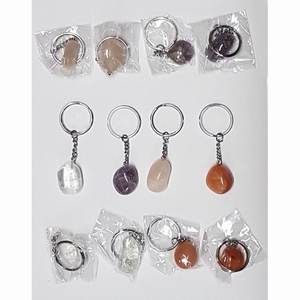 Sleutelhanger gepolijste edelsteen (afname per 12 stuks)