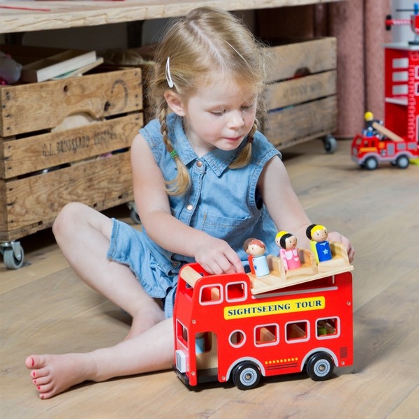Bus - City Tour met 9 speelfiguren, (nog 2x NCT)