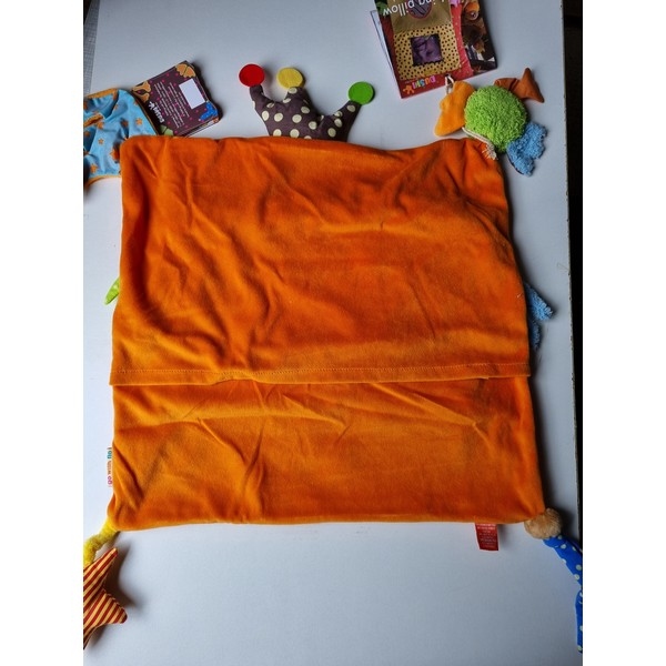 Dushi Surprising Pillow Chick / kussenhoes, aanbieding