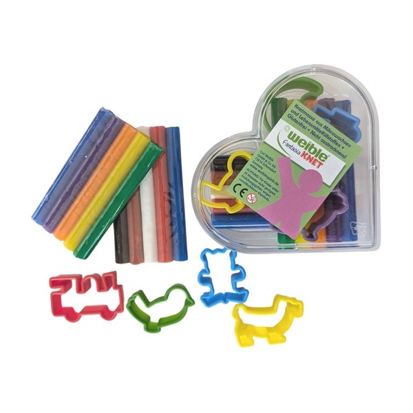 Fantasia Kneedwas Hart 10 rollen + 4 vormpjes