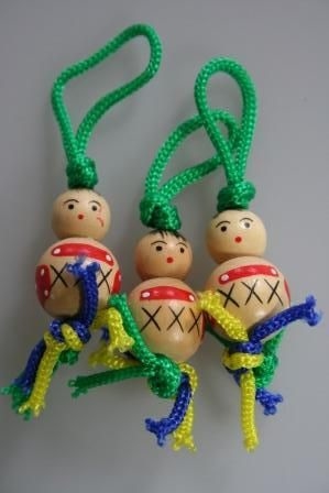 Gelukspoppetjes 3,0 cm 50 stuks Rood, Blauw en Paars (14013)