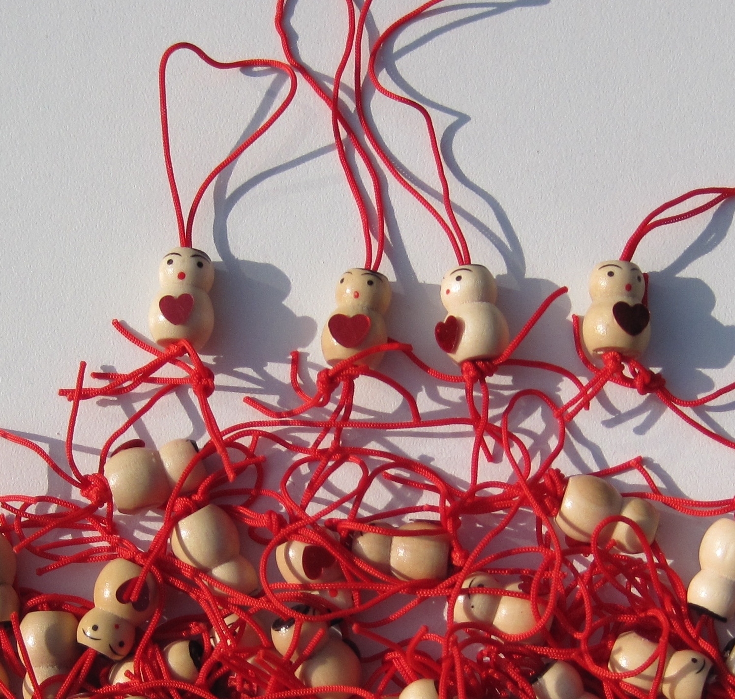 Gelukspoppetjes met Hartje 2cm doosje 100 stuks, uitverkocht