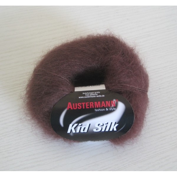 Kid Silk 25 gram / 225 mtr per bol - kleur 32 Bruin