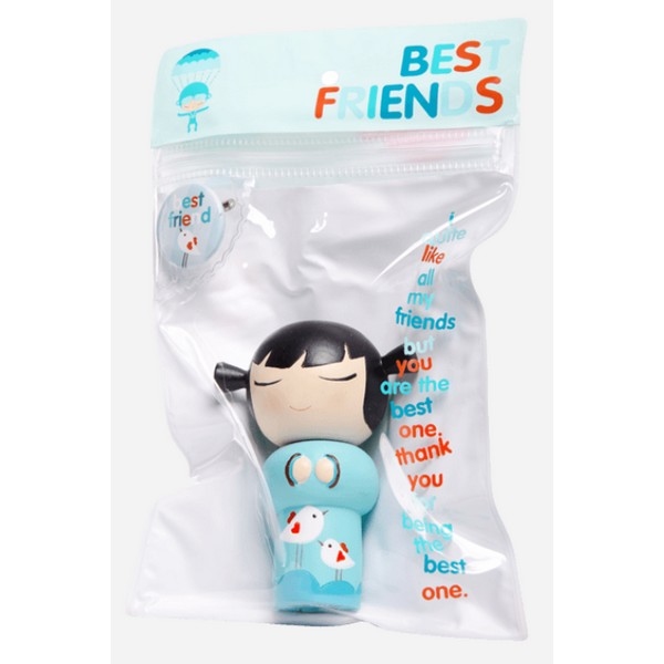 Momiji Doll - Best Friends met mini button