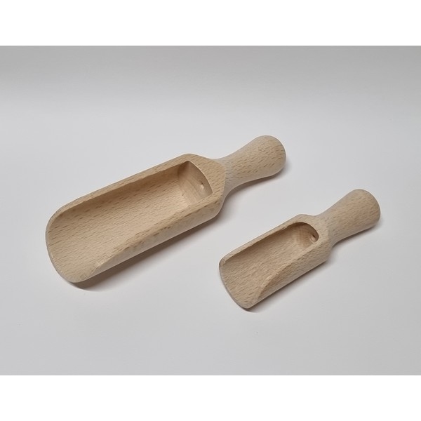 Schepje groot beukenhout; lengte 14 cm