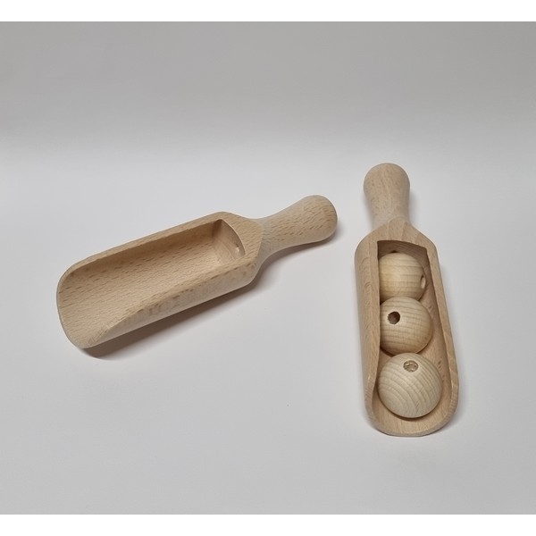 Schepje groot beukenhout; lengte 14 cm