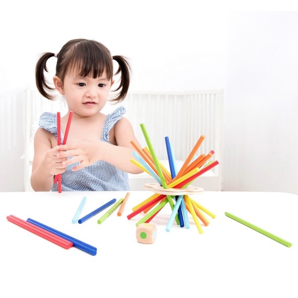 Sticks game - New Classic Toys