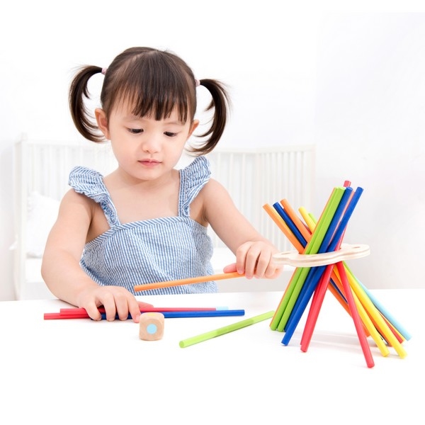 Sticks game - New Classic Toys