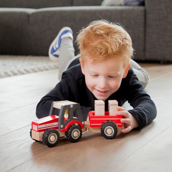 Tractor met aanhanger  - Hooibalen en speelfiguren - Woet