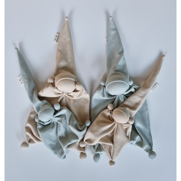 Tricot Dotje kleur Beige Goud, uitverkocht, eind April weer